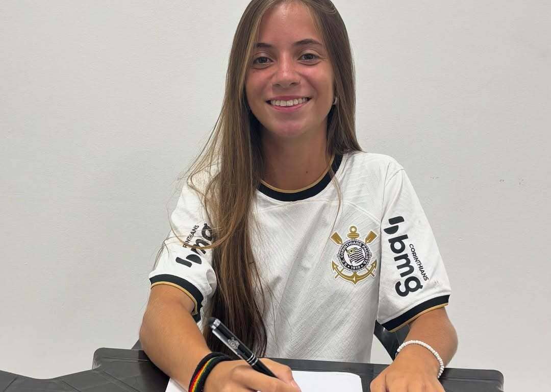 Laís Gabriela Sereias da Vila
