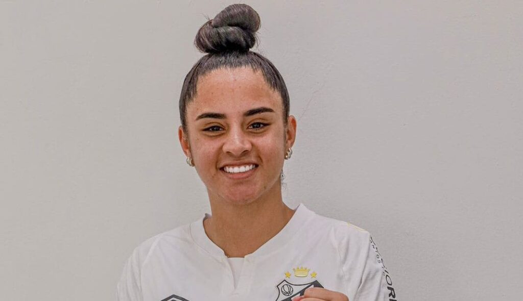 Analuyza Santos Sereias da Vila