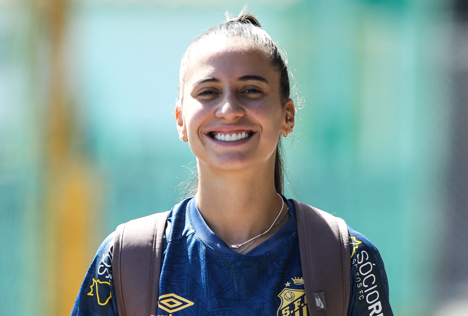 Giulia Giovanna ainda não estreou pelo Santos (Foto: Reinaldo Campos/Santos FC)