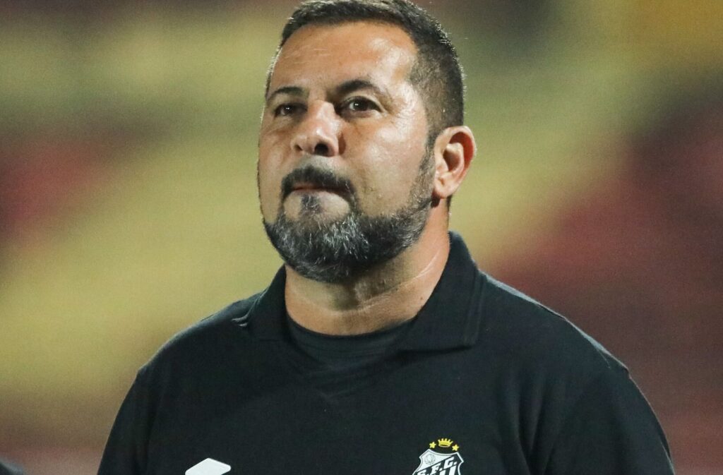 Caio Couto comemorou a vitória contra o Botafogo (Foto: Reinaldo Campos/ Santos FC)