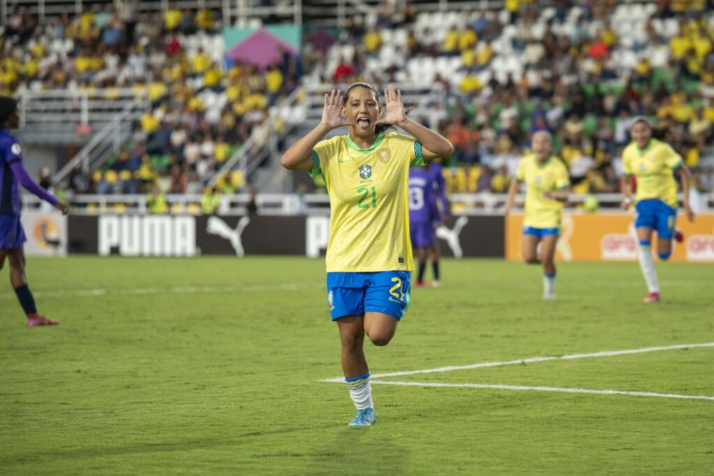 Evelin (Foto: Divulgação/CBF)