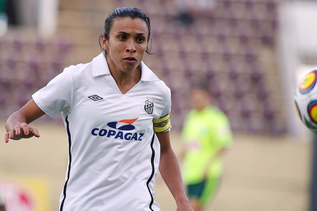 Marta marcou sete gols no confronto (Foto: Pedro Ernesto Guerra Azevedo/ SantosFC)