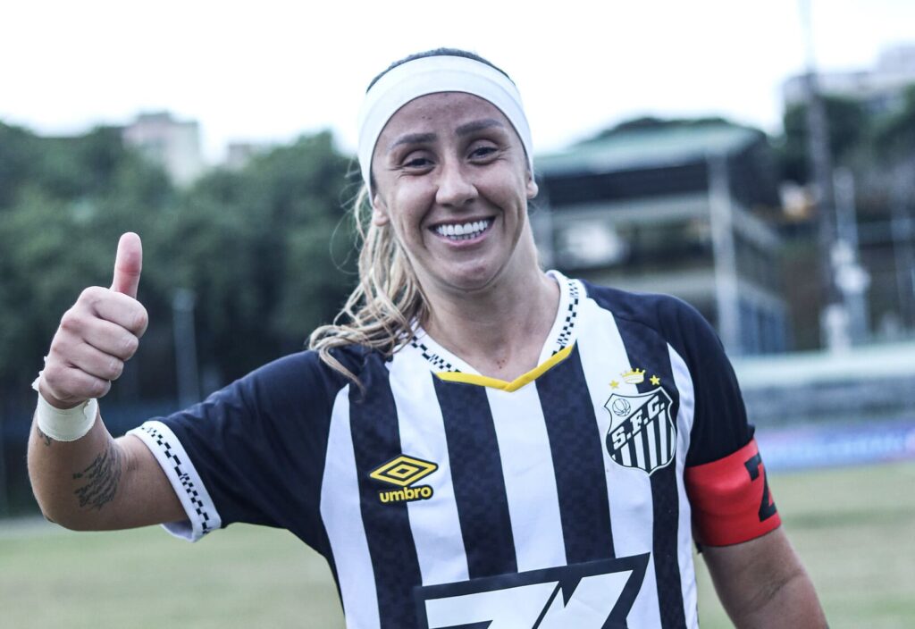 Pardal é uma das jogadoras mais experientes do Santos (Foto: Reinaldo Campos/ Santos FC)