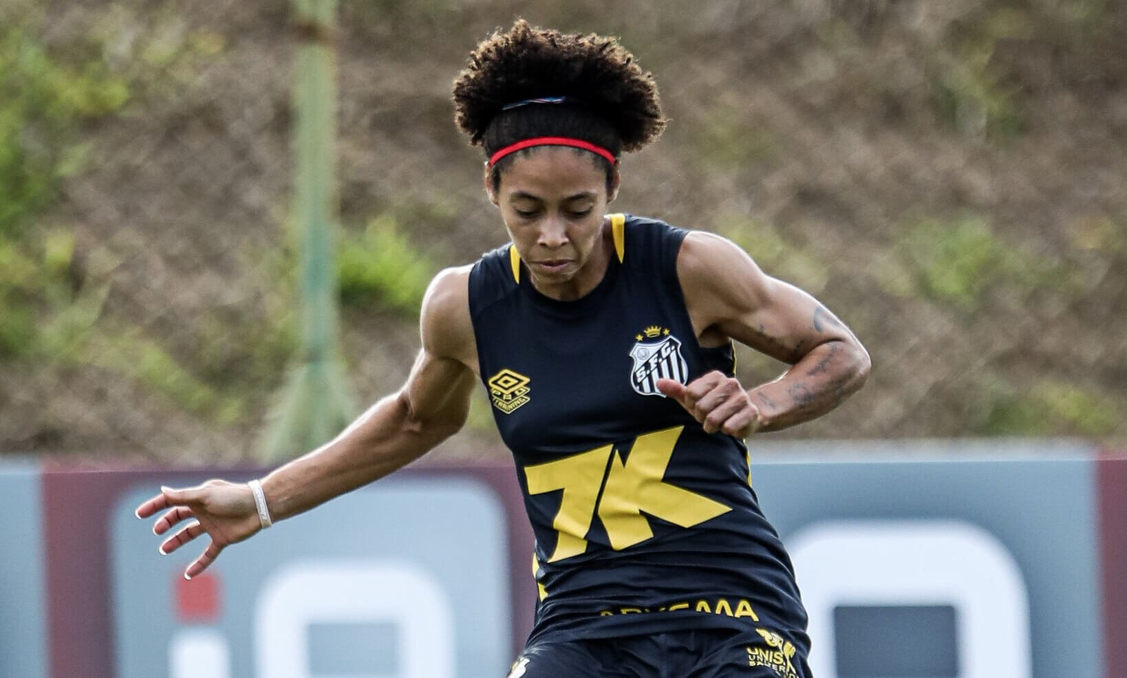 Evellyn Marques deve seguir entre as titulares (Foto: Reinaldo Campos/ Santos FC)
