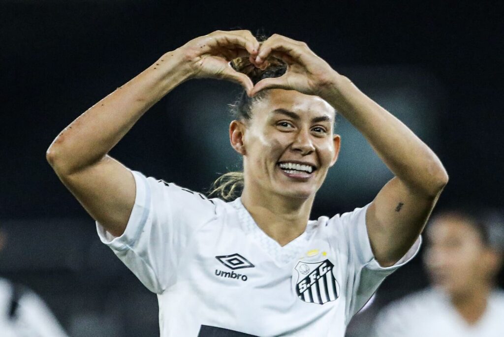 Carol Baiana marcou o gol da vitória do Santos (Foto: Reinaldo Campos/ Santos FC)