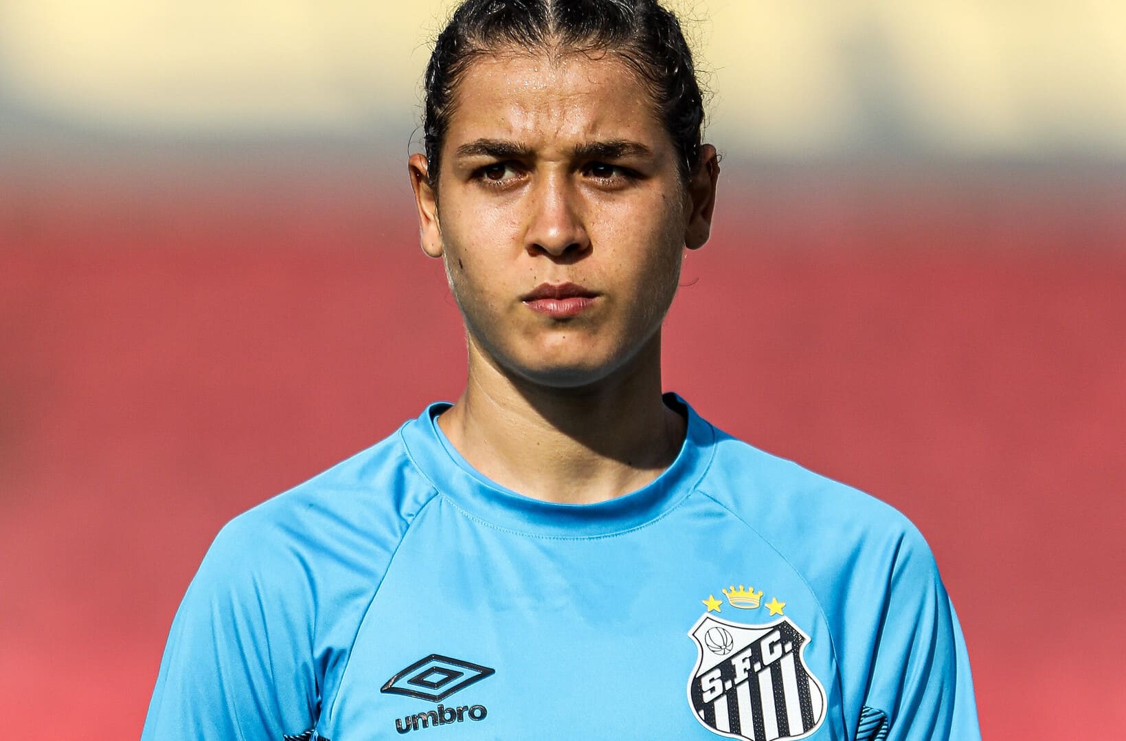Stefane sofreu lesão no dedo (Foto: Reinaldo Campos/ Santos FC)