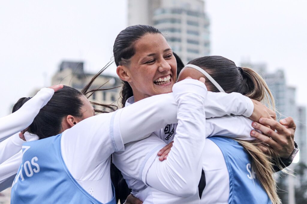 Sereinhas da Vila venceram por 2 a 0 (Foto: Reinaldo Campos/ Santos FC)