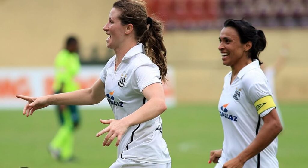 Suzana e Marta jogaram juntas pelo Santos (Foto: Pedro Ernesto Guerra Azevedo)