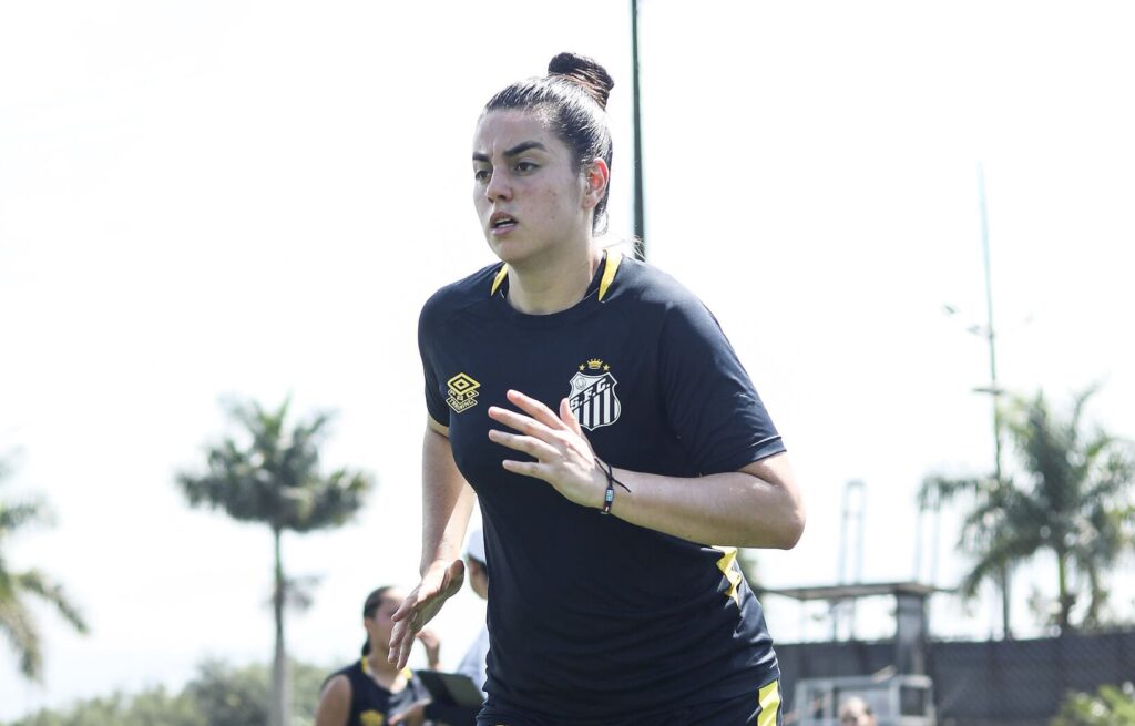 Mari Barbieri está de saída do Santos (Foto: Reinaldo Campos/ Santos FC)