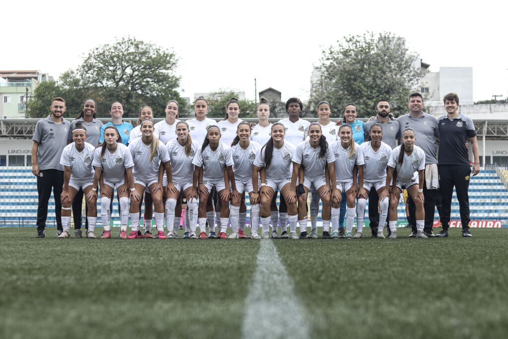 Sereinhas enfrentam o Ituano (Foto: Reinaldo Campos/ Santos FC)