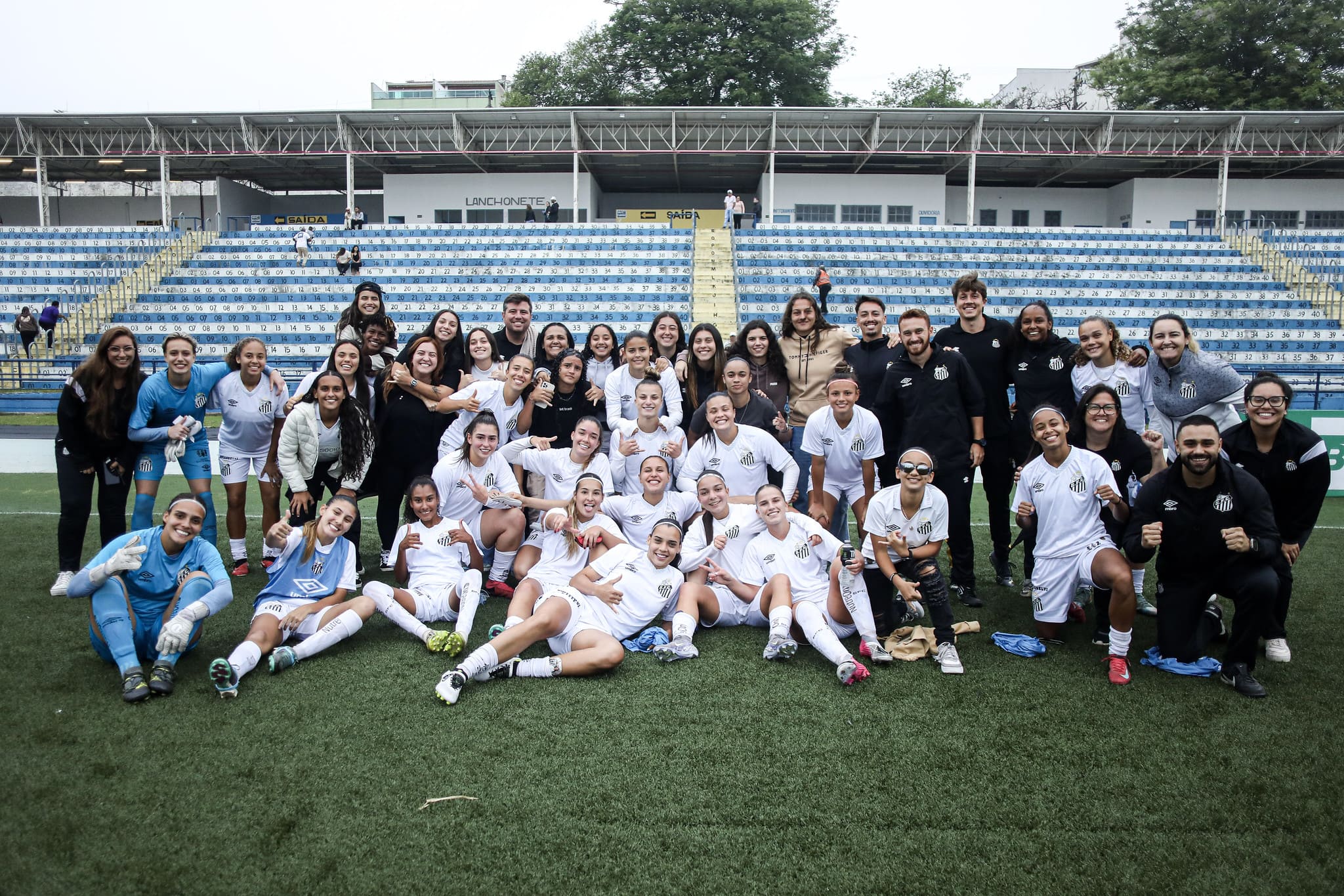 Sereinhas estão na próxima fase da competição (Foto: Reinaldo Campos/ Santos FC)