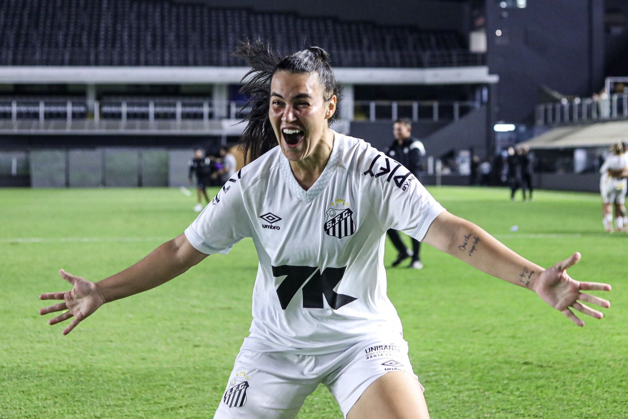 Julia está de saída do Santos (Foto: Reinaldo Campos/ Santos FC)