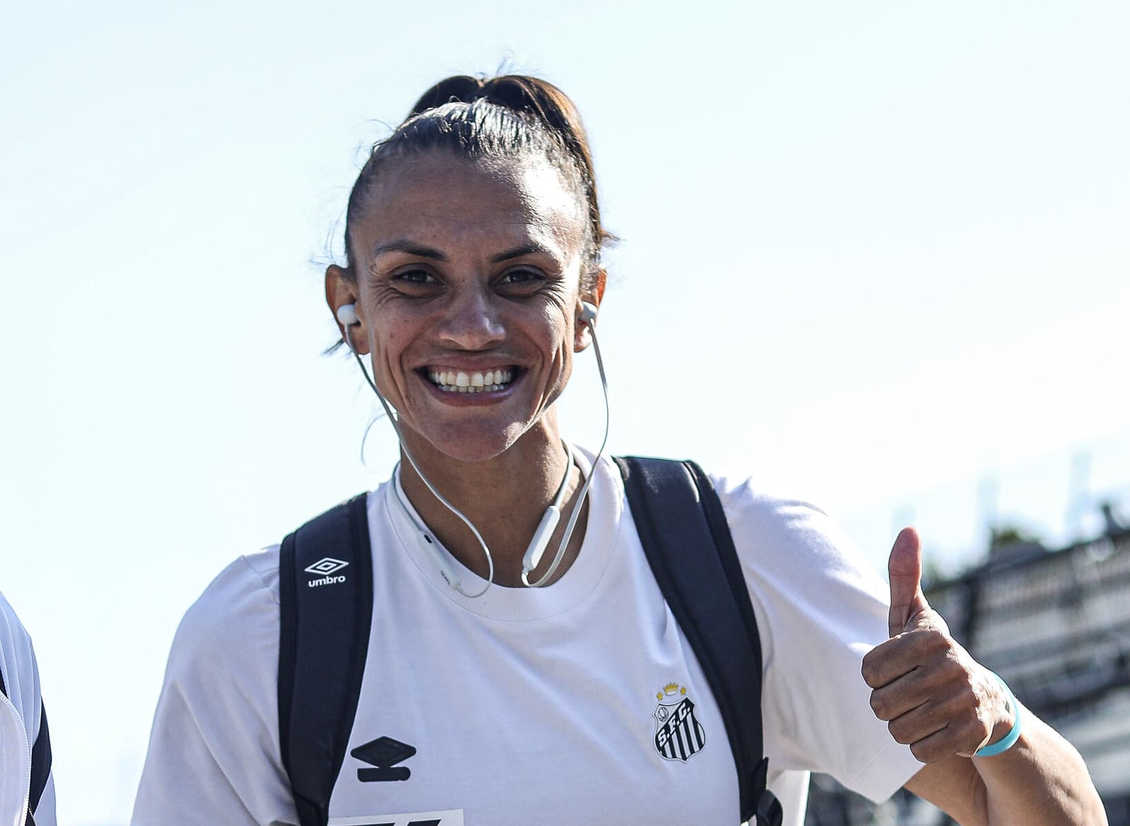 Ana Alice recebeu alta (Foto: Reinaldo Campos/ Santos FC)