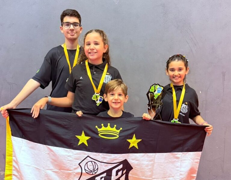 Lis Yumi, 9 anos (WMN); Ana Helena Aulicino, 10 anos (WMN); e João Gabriel, 13 anos (MN) (Foto: Divulgação)