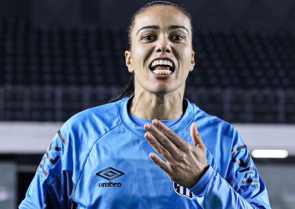 Karen Hipólito deixou o Santos (Foto: Reinaldo Campos/Santos FC)