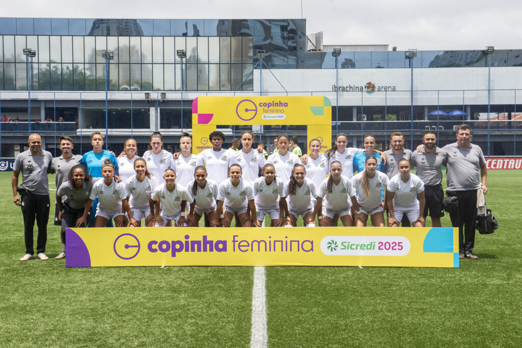 Santos garantiu a classificação antecipada na Copinha Feminina. (Foto: Renato Pizzutto/Agência Paulistão)