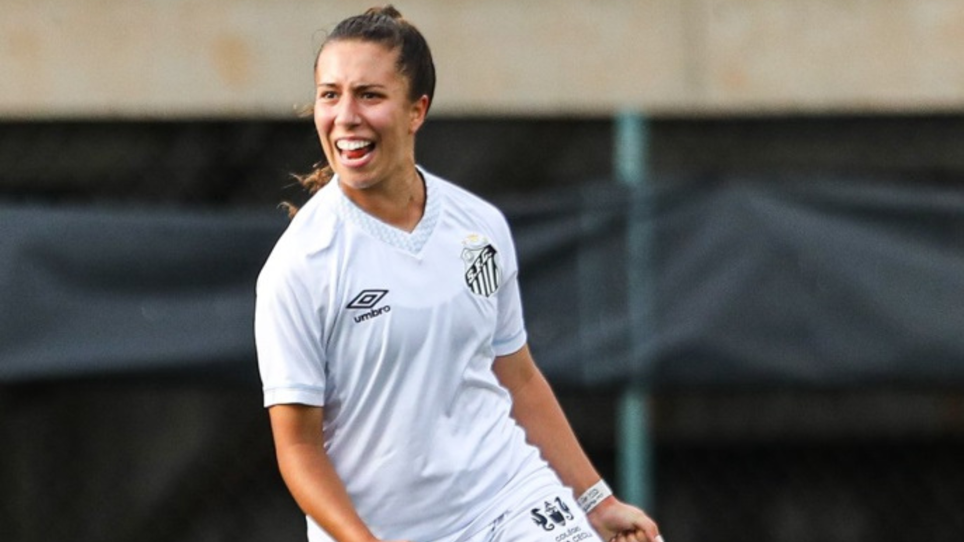 Tamine marcou dois gols na partida contra o Vila Nova, na Copinha Feminina (Foto: Reinaldo Campos/Santos FC)