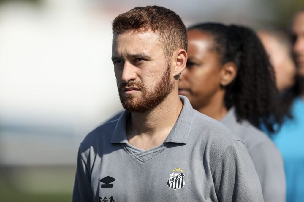 Yura Titow permanece no comando das Sereinhas (Foto: Reinaldo Campos/Santos FC)