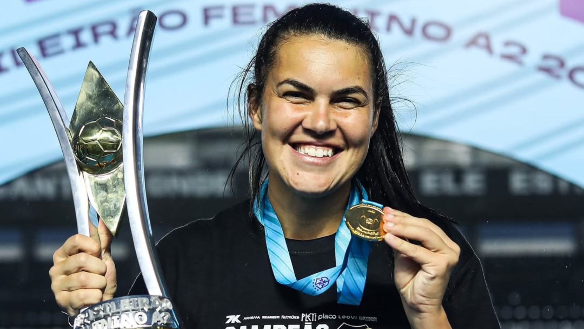 Júlia Daltoé anunciou sua saída do Santos (Foto: Reinaldo Campos/ Santos FC)