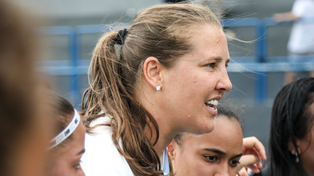 Picarte planeja volta do sub-17 feminino (Foto: Reinaldo Campos/Santos F.C.)