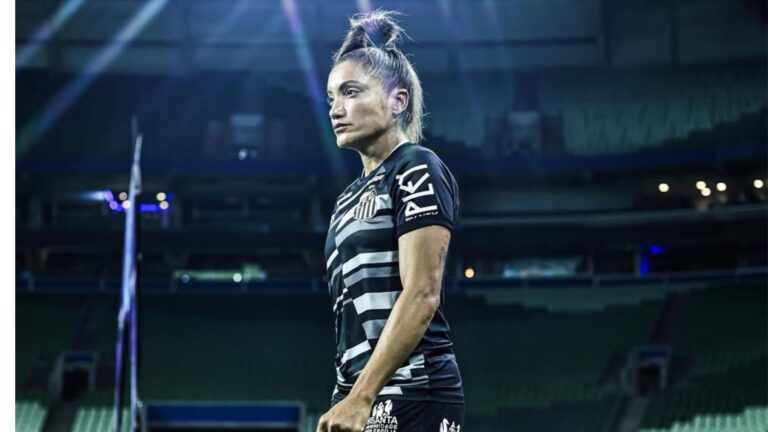 Laryh lamenta resultado no clássico. (Foto: Reinaldo Campos/Santos F.C.)