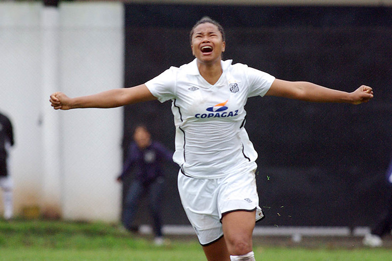 Renata Costa nos tempos do Santos (Foto: Pedro Ernesto Guerra Azevedo/SantosFC)