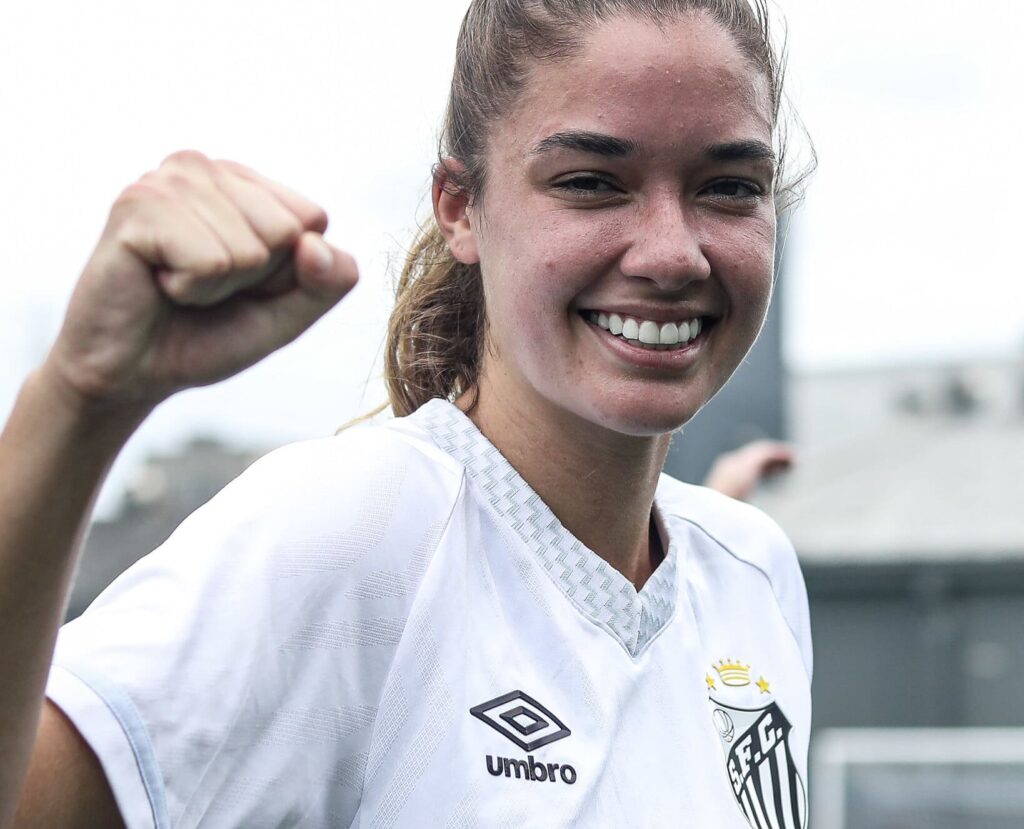 Isa Viana deixou o Santos (Foto: Reinaldo Campos/ Santos FC)