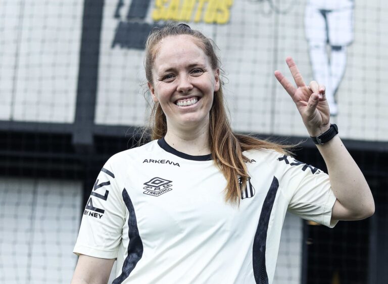 Ketlen está de volta aos jogos (Foto: Reinaldo Campos/ Santos FC)