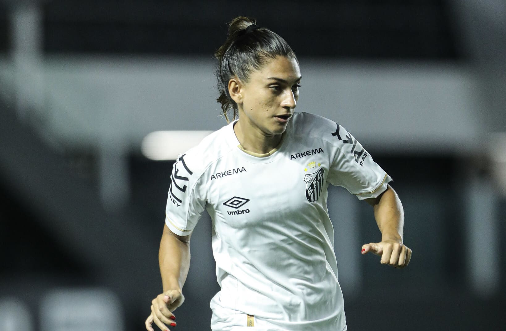Letícia Santos voltou a ser titular no Santos (Foto: Reinaldo Campos/ Santos FC)