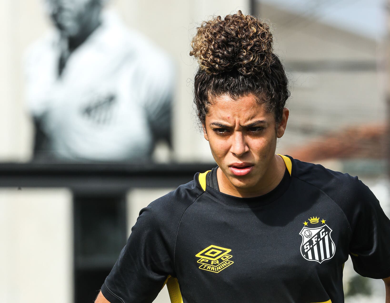 Leandra está liberada para jogar pelo Santos novamente (Foto: Reinaldo Campos/ Santos F.C)
