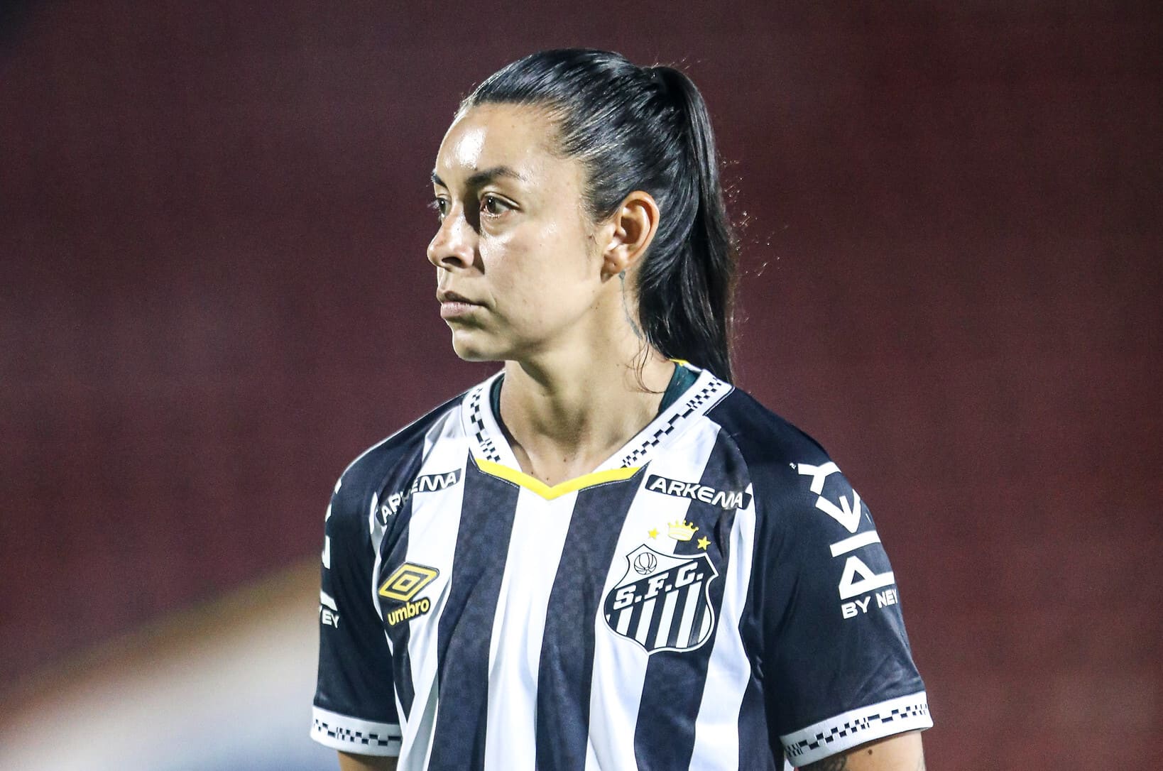 Yoreli Rincón teve a renovação de contrato com o Santos registrada no BID da CBF (Foto: Reinaldo Campos/Santos FC)