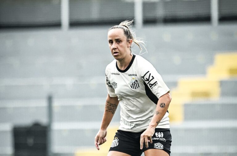 Pardal avança na recuperação e começa transição com a fisioterapia do Santos (Foto: Reinaldo Campos/ Santos F.C)