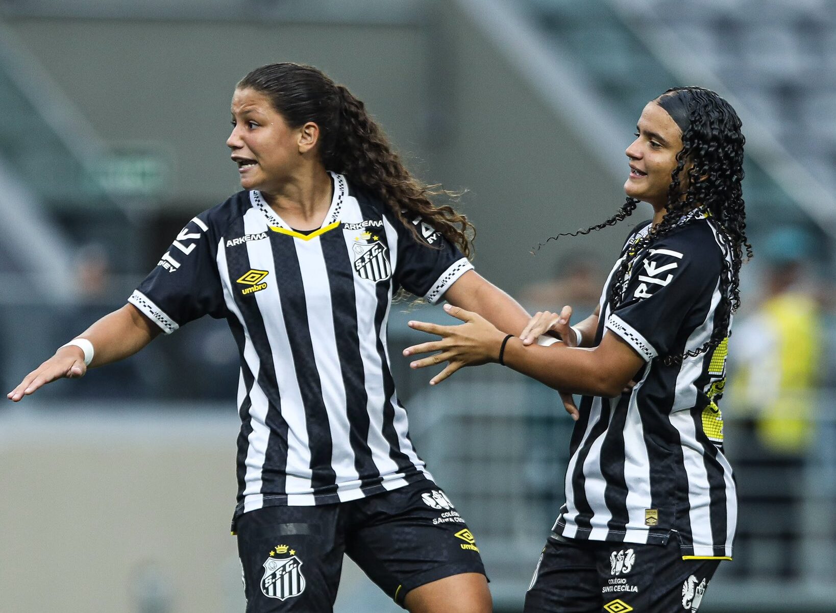 Santo e Centro Olímpico duelam pelo Paulistão F Sub-20. (Foto: Reinaldo Campos/ Santos FC)