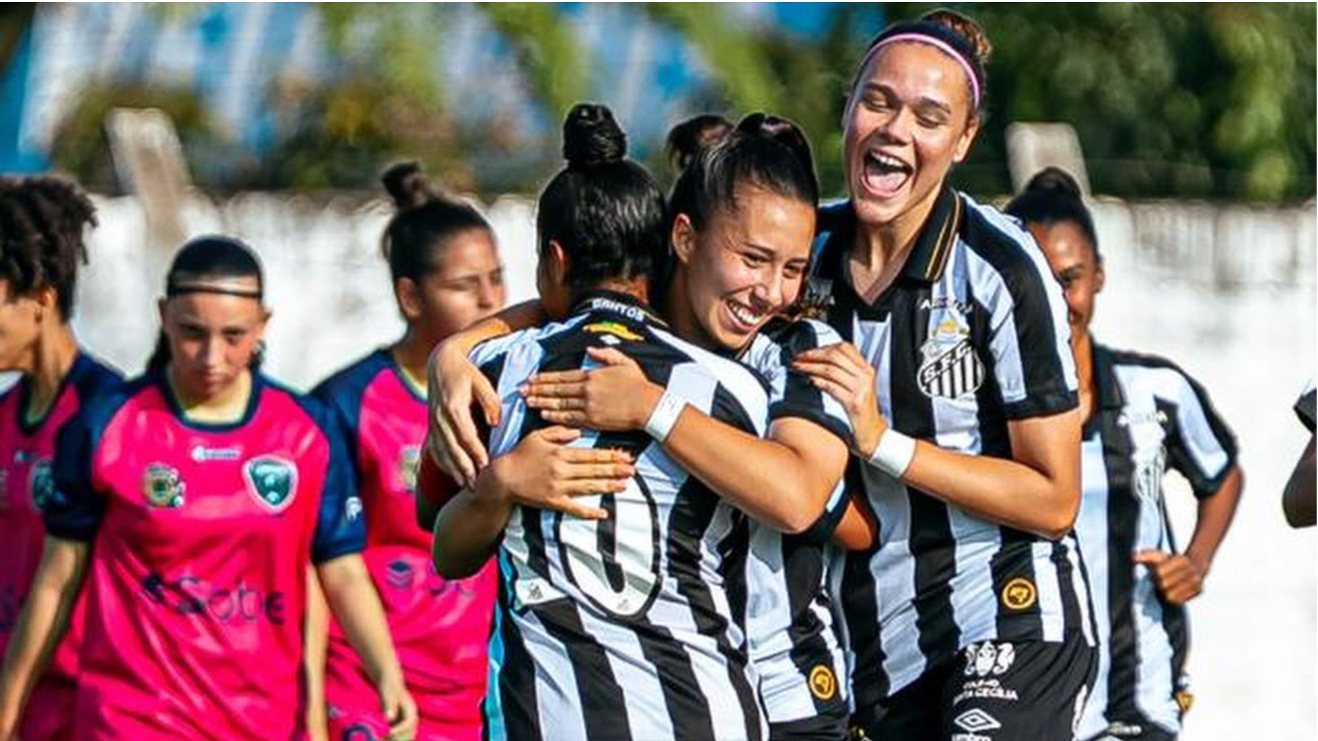 Santos vence o Lemense pelo Paulistão F Sub-20. (Foto: Vagner Ansanelo)