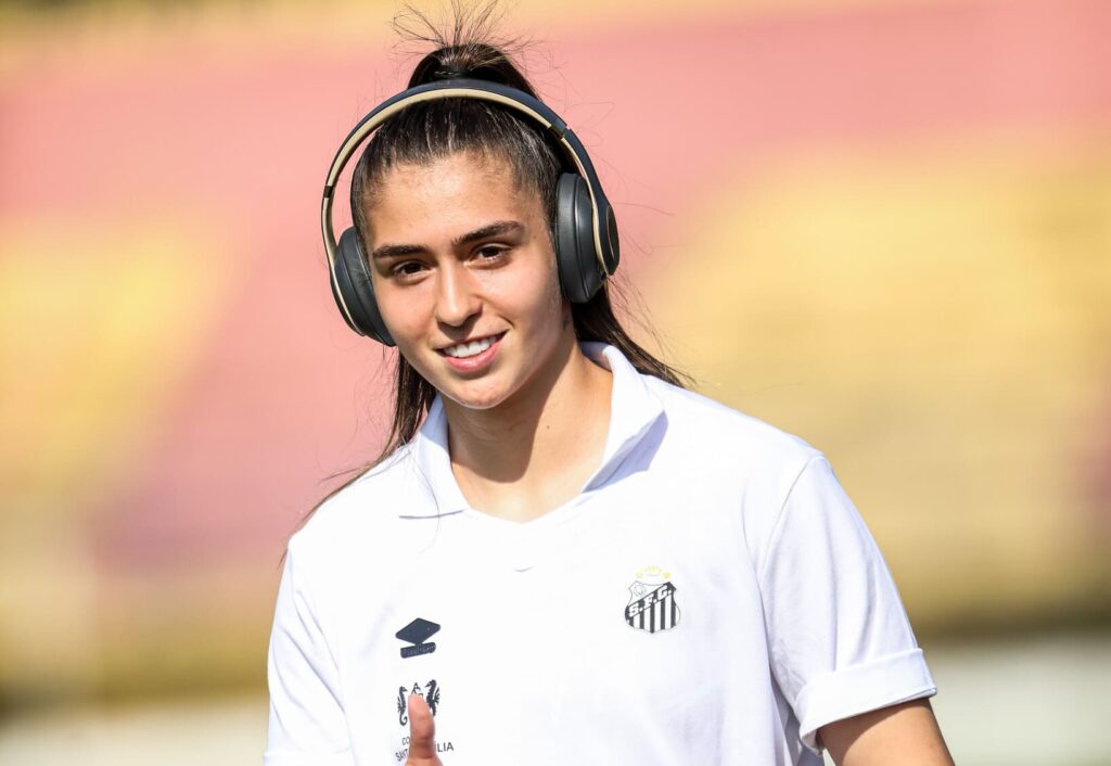 Santos negocia saída de Gabriela Leveque para clube do Chipre (Foto: Reinaldo Campos/ Santos F.C)