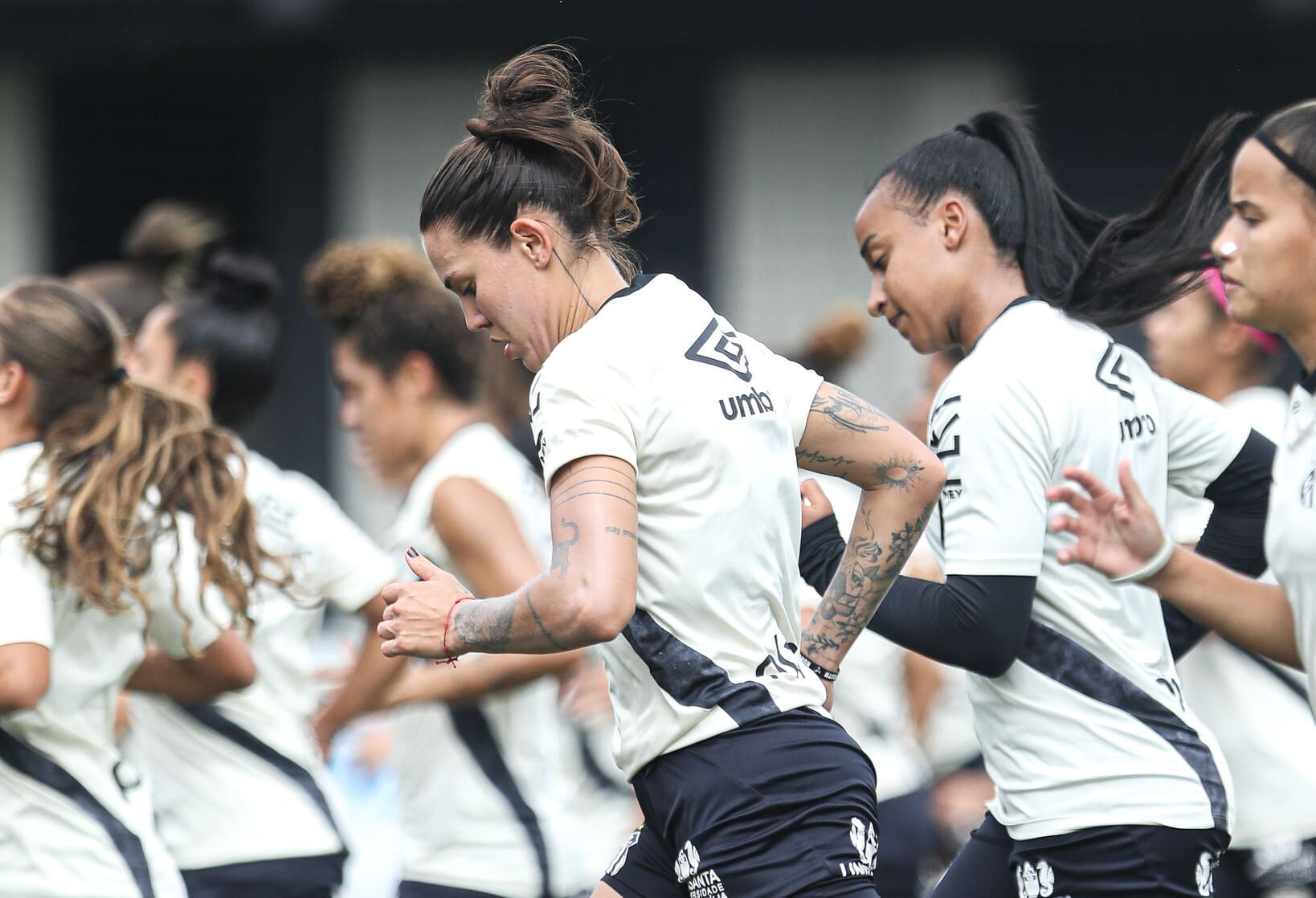 Santos monitora recuperação de lesionadas e aguarda retornos ao elenco (Foto: Reinaldo Campos/ Santos F.C)