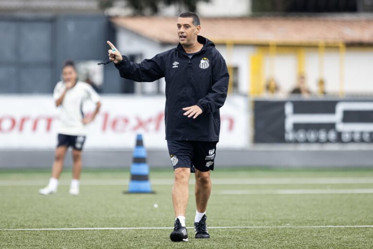 Santos busca a classificação para o play-in do Paulistão F diante do Mirassol (Foto: Reinaldo Campos/ Santos FC)