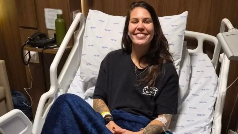Isa Cardoso passou por cirurgia no joelho. (Foto: Reprodução/Santos FC)